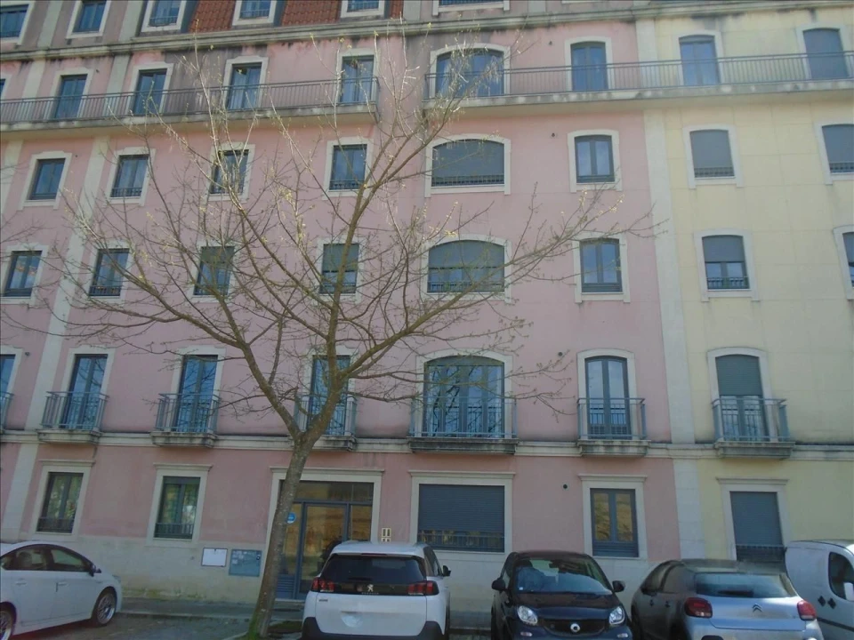 Apartamento T2 para Venda em Oliveira do Douro Foto 1