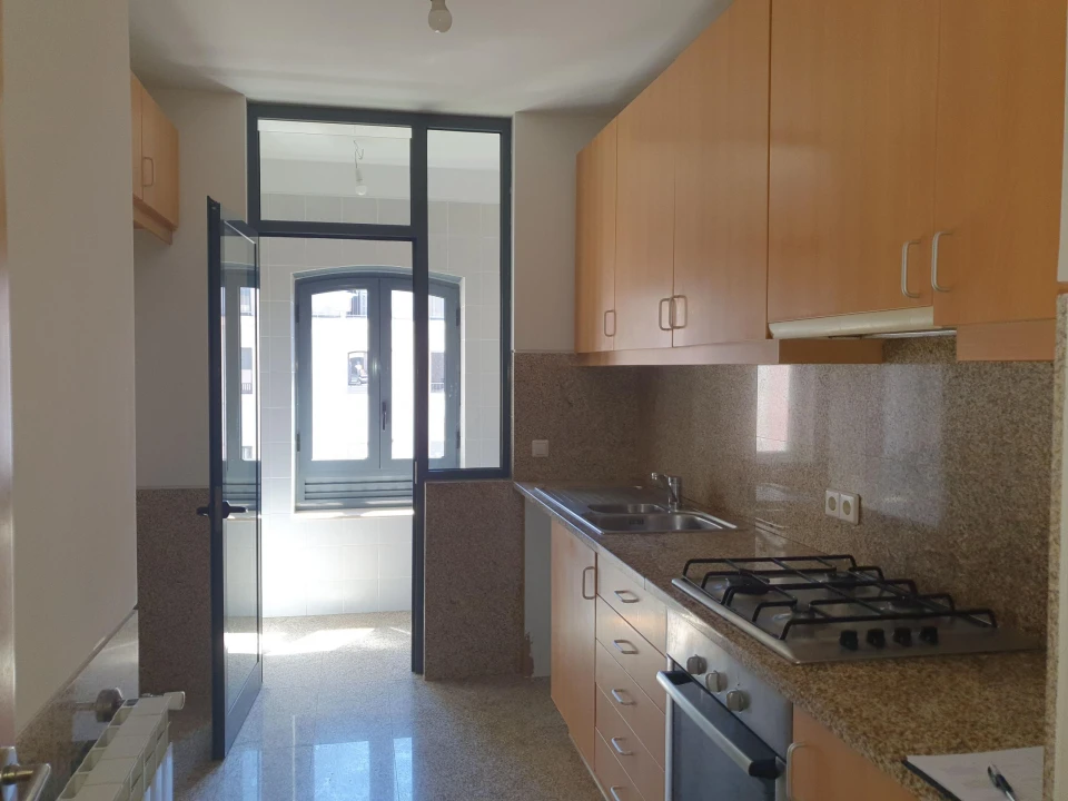 Apartamento T2 para Venda em Oliveira do Douro Foto 6