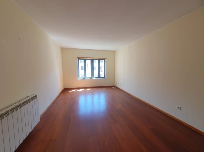 Apartamento T2 para Venda em Oliveira do Douro Foto 3