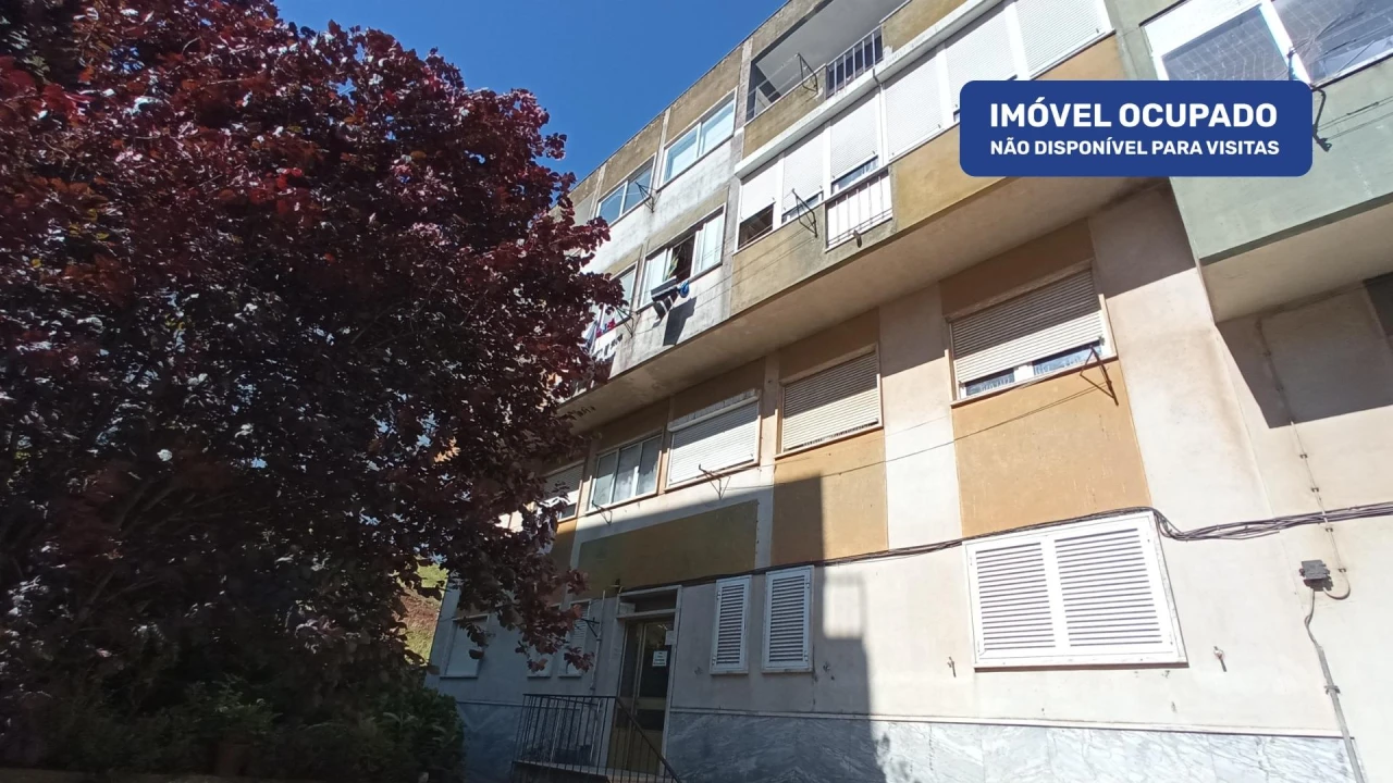 Apartamento T2 para Venda em Massamá e Monte Abraão Foto 1