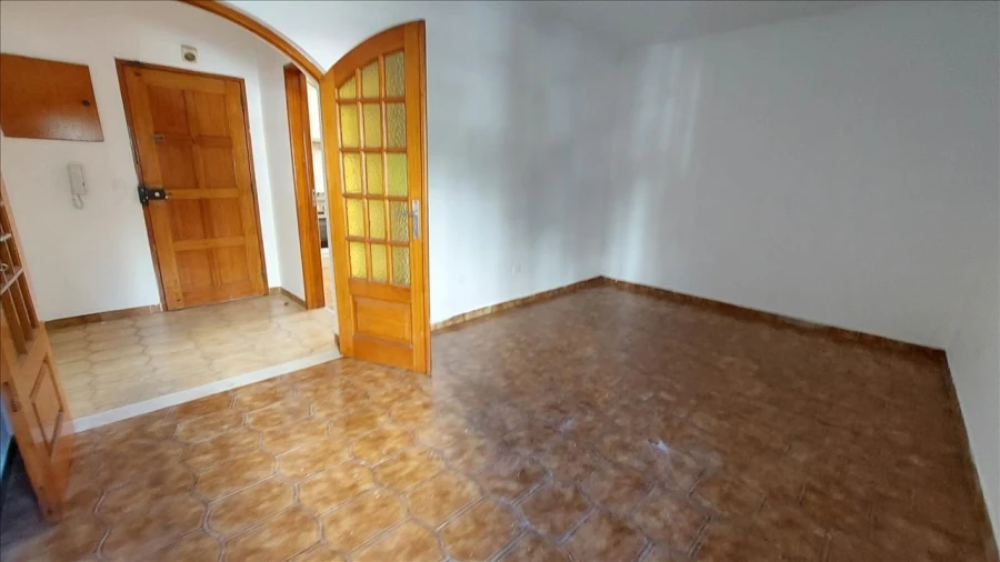 Apartamento T2 para Venda em Agualva e Mira-Sintra Foto 5