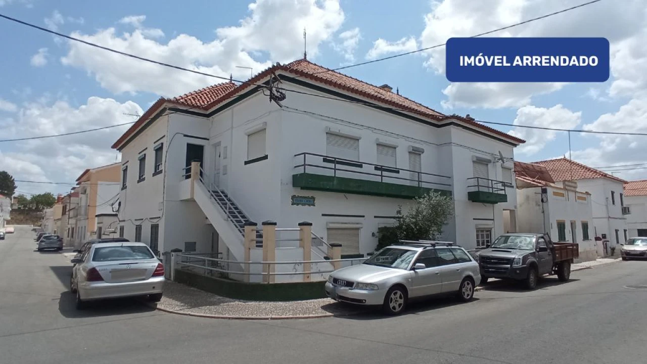 Apartamento T2 para Venda em Estremoz (Santa Maria e Santo André) Foto 1