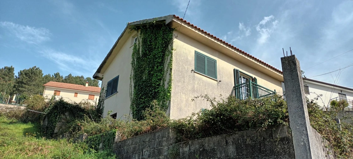 Moradia T2 para Venda em Penso Foto 8