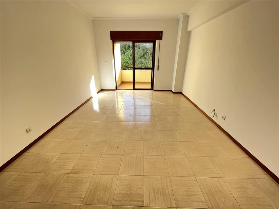 Apartamento T2 para Venda em Cacém e São Marcos Foto 4