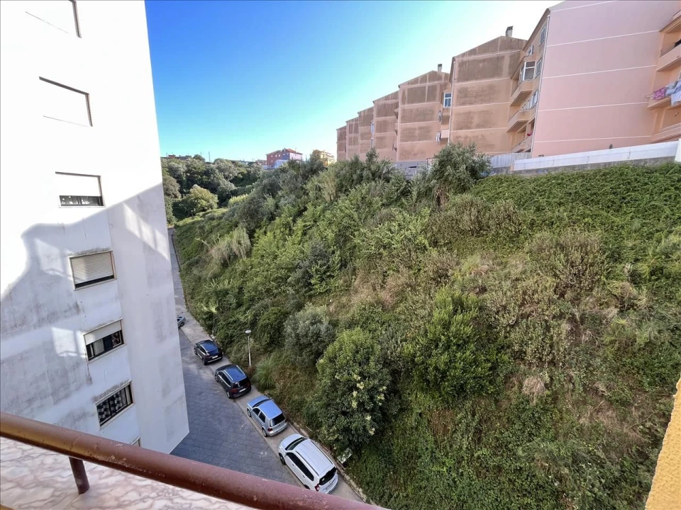Apartamento T2 para Venda em Cacém e São Marcos Foto 18