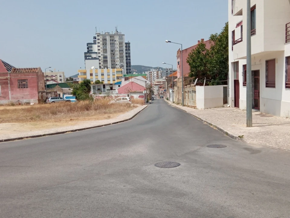 Terreno para Venda em Setubal (São Sebastião) Foto 6