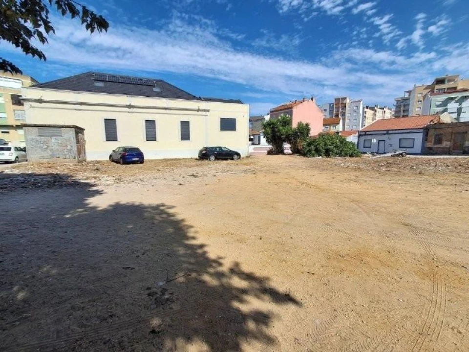Terreno para Venda em Setubal (São Sebastião) Foto 4