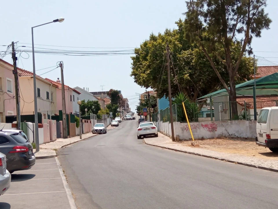 Terreno para Venda em Setubal (São Sebastião) Foto 8