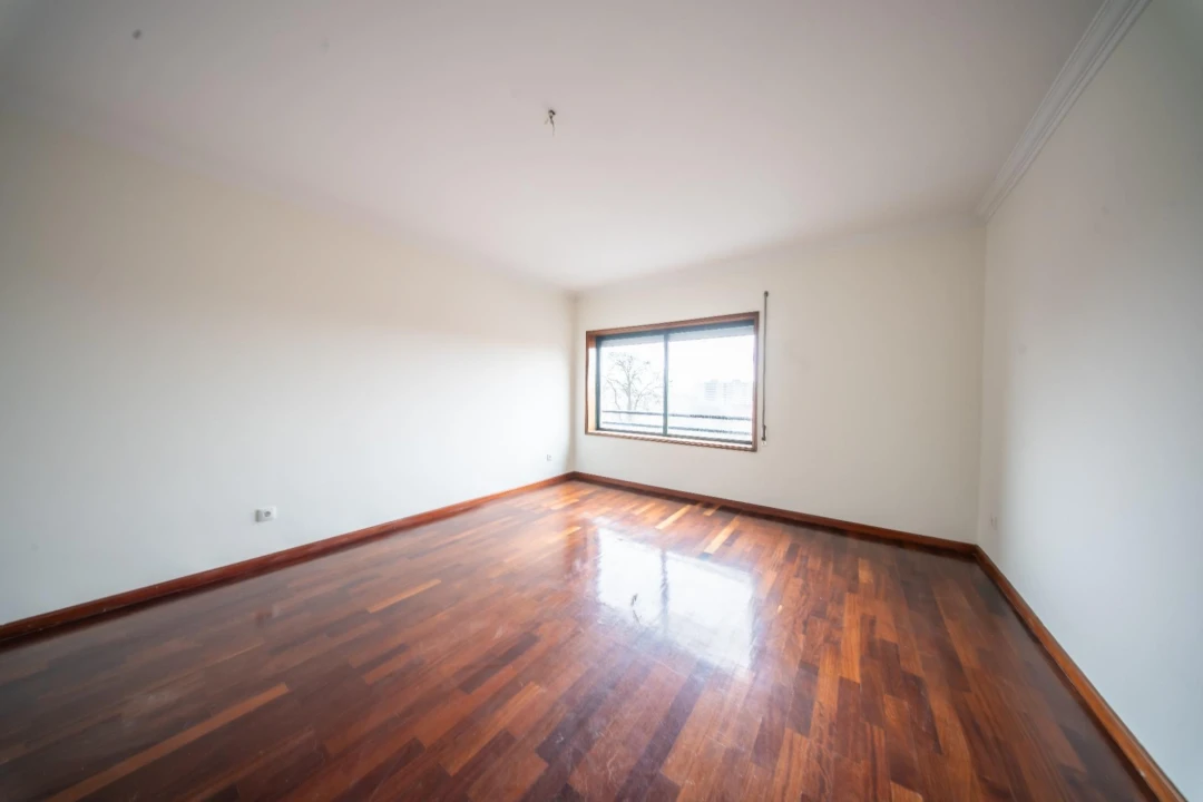 Apartamento T3 para Venda em Ermesinde Foto 3