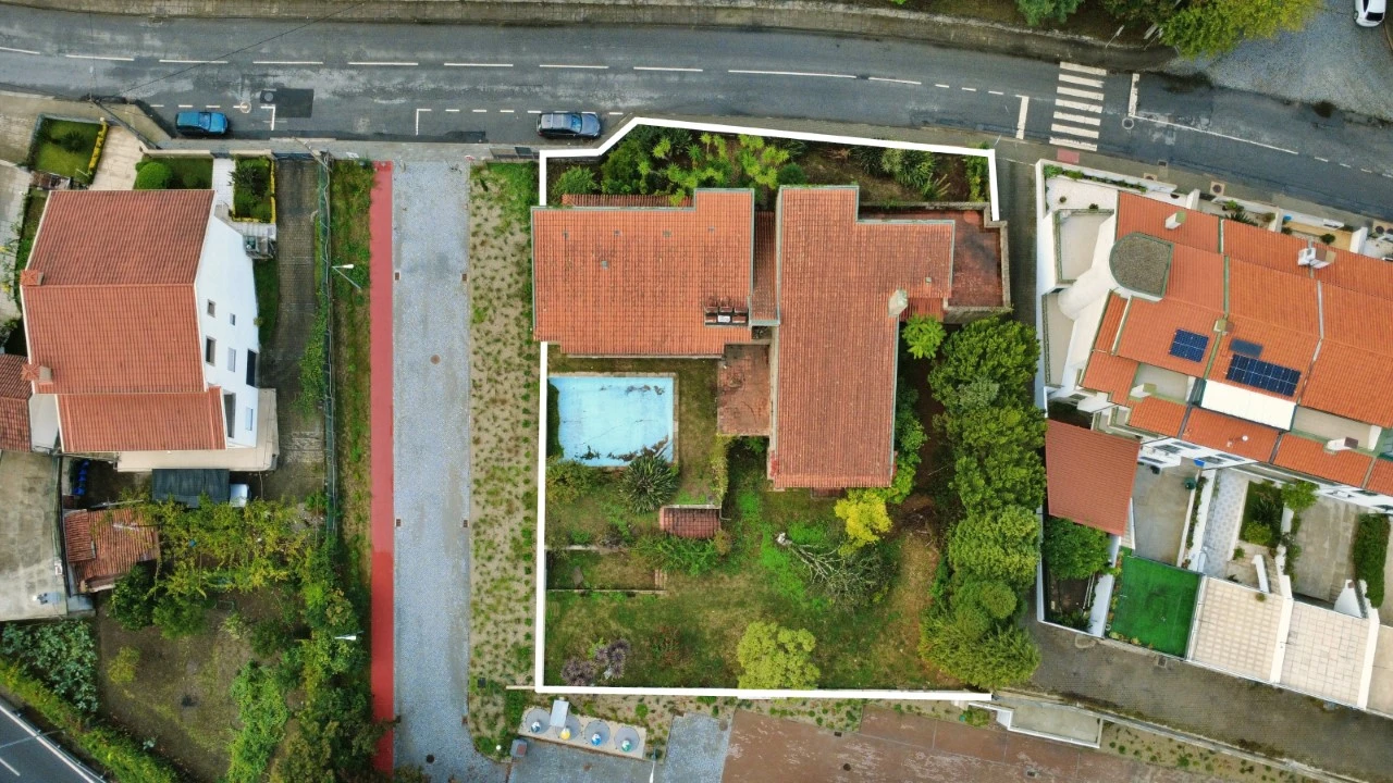 Apartamento T4 para Venda em Azurem Foto 54