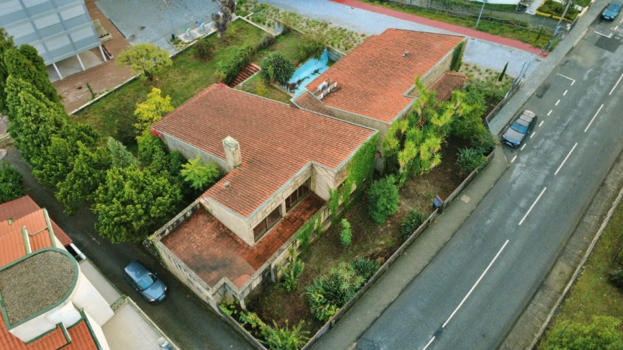 Apartamento T4 para Venda em Azurem