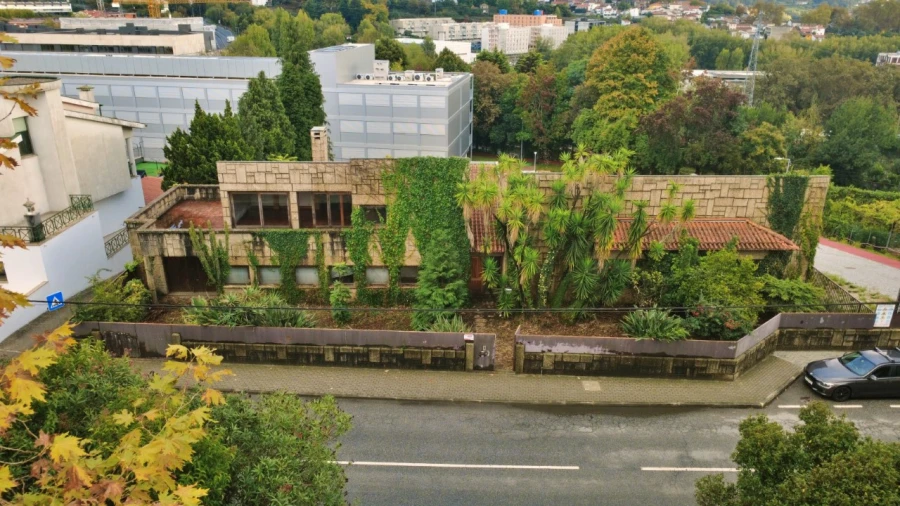 Apartamento T4 para Venda em Azurem Foto 3