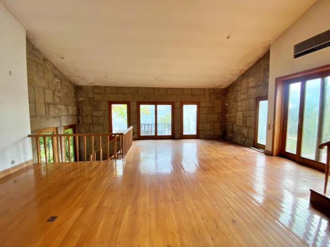 Apartamento T4 para Venda em Azurem Foto 5