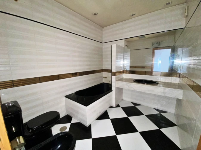 Apartamento T4 para Venda em Azurem Foto 24