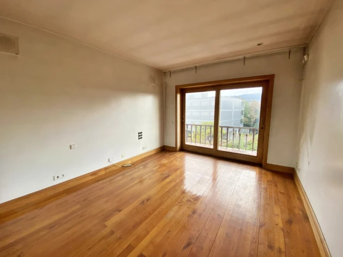 Apartamento T4 para Venda em Azurem Foto 17