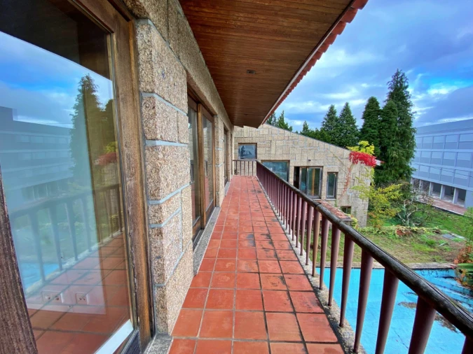 Apartamento T4 para Venda em Azurem Foto 16