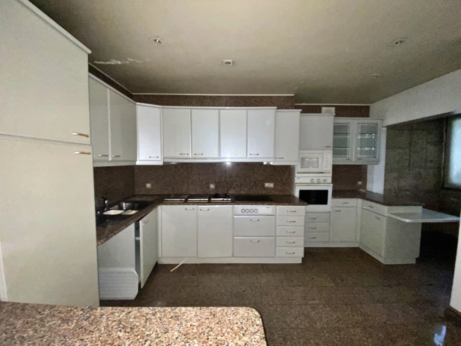 Apartamento T4 para Venda em Azurem Foto 36