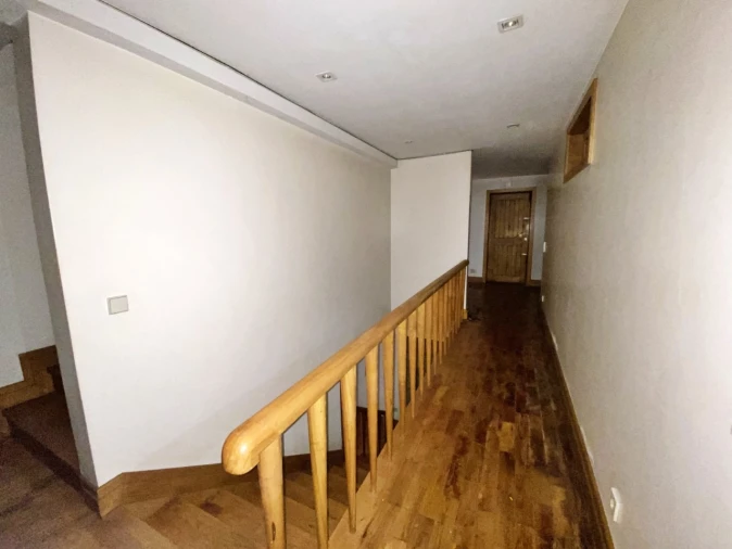 Apartamento T4 para Venda em Azurem Foto 49