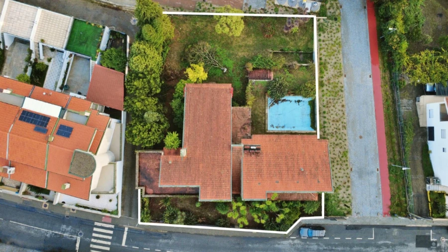 Apartamento T4 para Venda em Azurem Foto 4