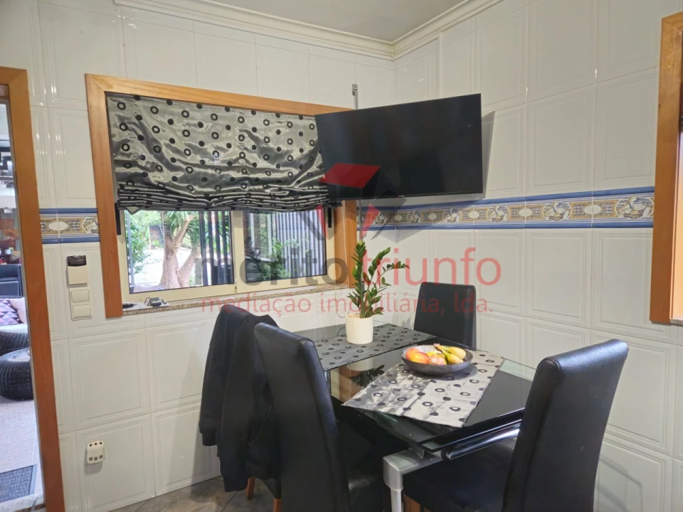 Moradia T3 para Venda em Manhente Foto 57