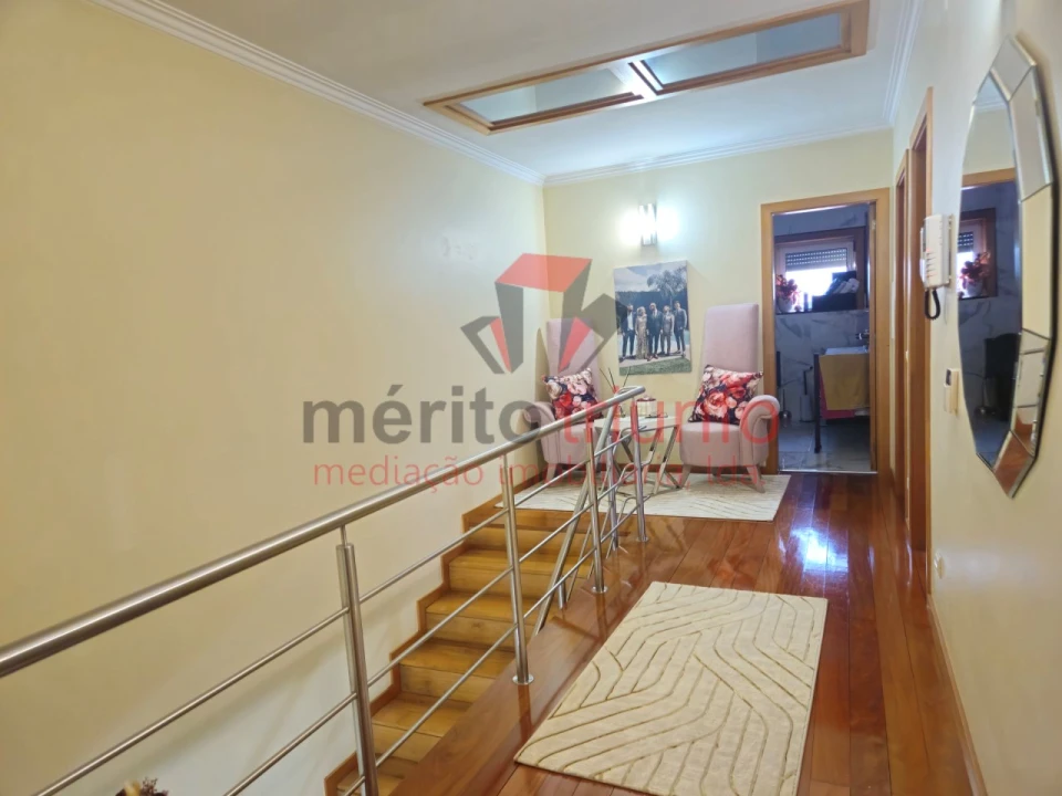 Moradia T3 para Venda em Manhente Foto 59