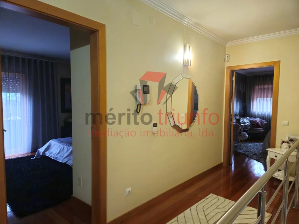 Moradia T3 para Venda em Manhente Foto 83