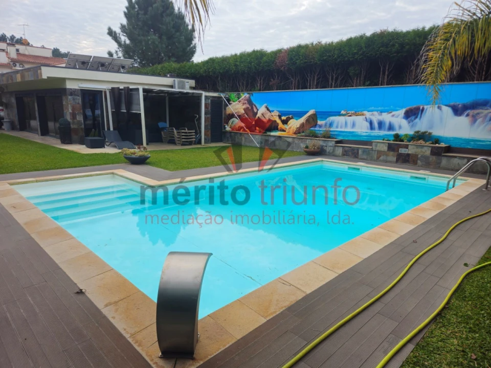 Moradia T3 para Venda em Manhente Foto 86