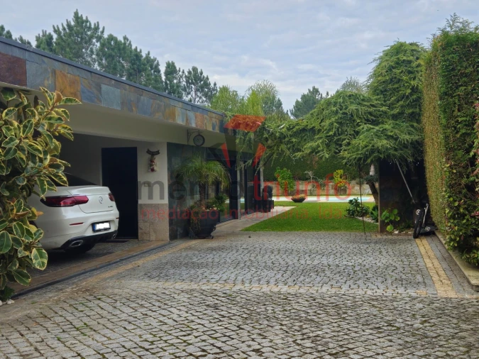 Moradia T3 para Venda em Manhente Foto 4