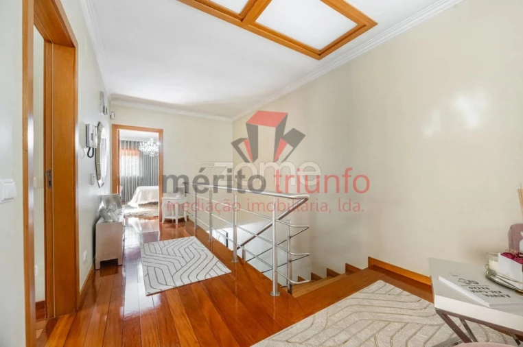 Moradia T3 para Venda em Manhente Foto 60