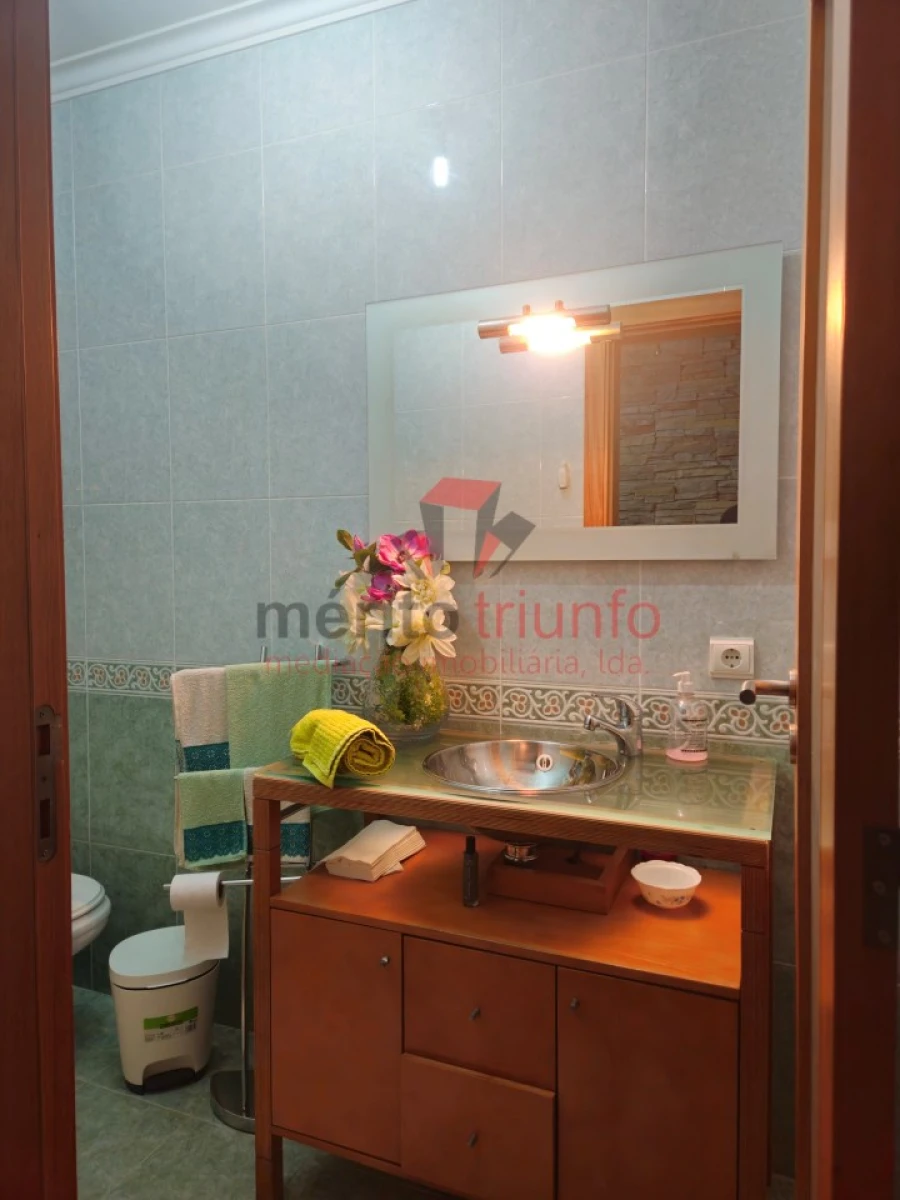 Moradia T3 para Venda em Manhente Foto 85