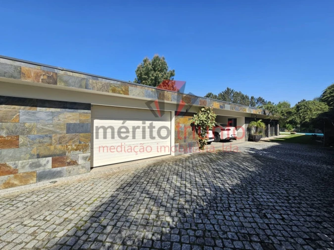 Moradia T3 para Venda em Manhente Foto 9