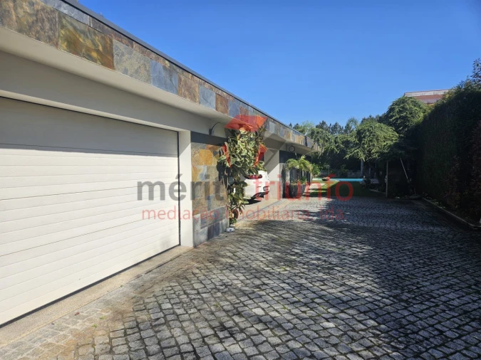 Moradia T3 para Venda em Manhente Foto 10