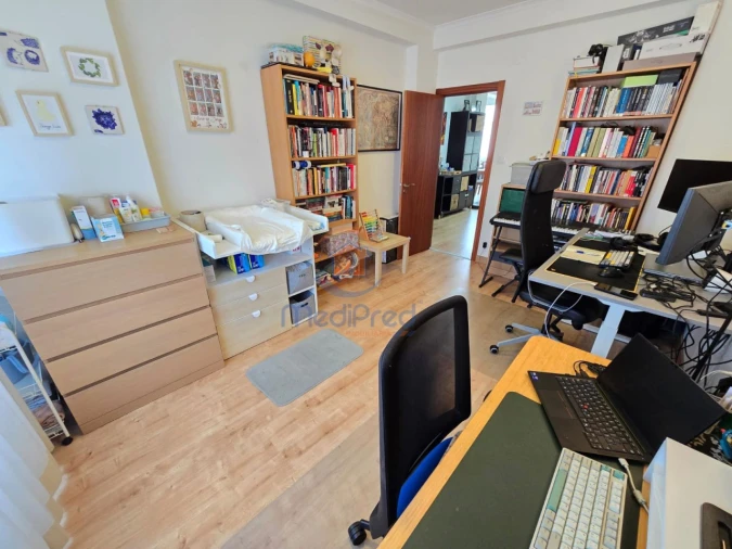 Apartamento T2 para Venda em Póvoa de Santo Adrião e Olival Basto Foto 15