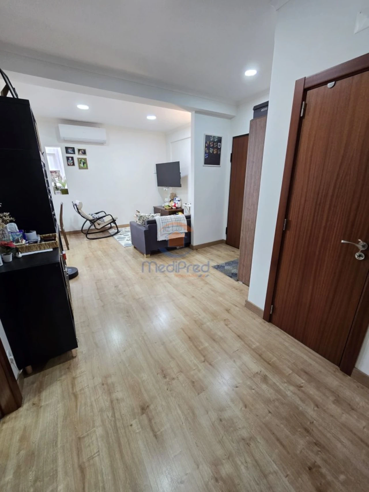 Apartamento T2 para Venda em Póvoa de Santo Adrião e Olival Basto Foto 11