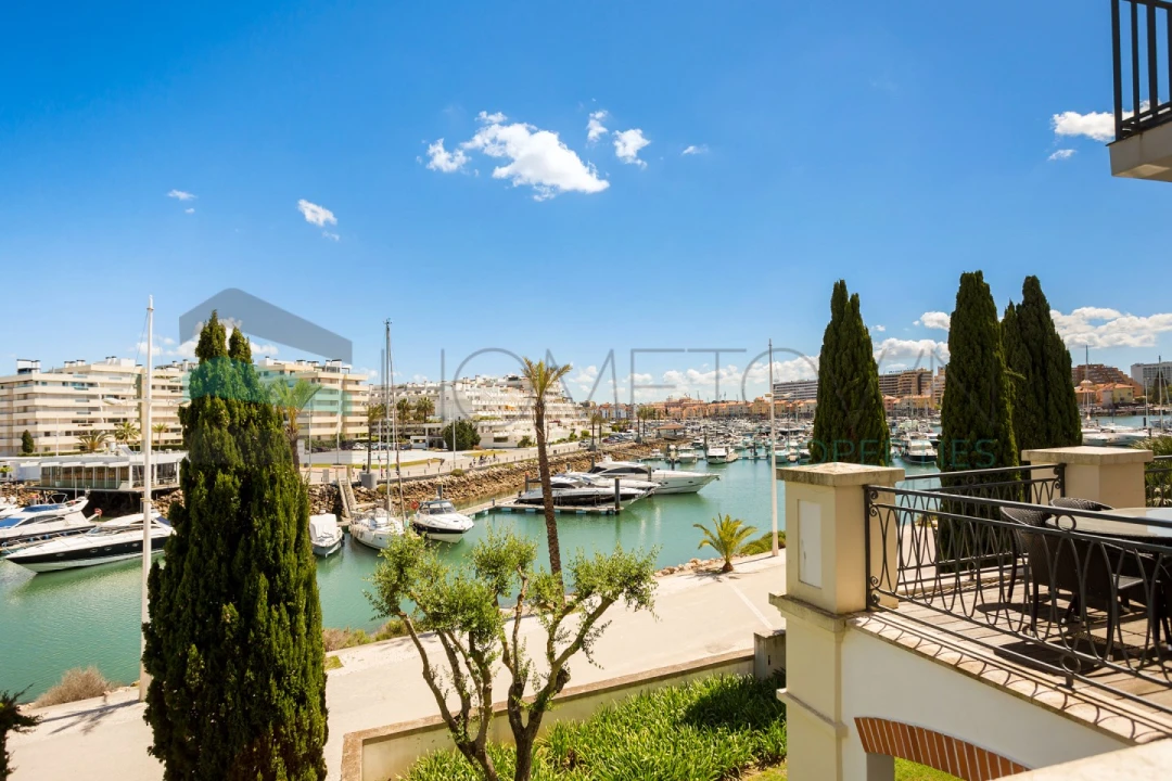 Apartamento T2 para Venda em Quarteira Foto 28