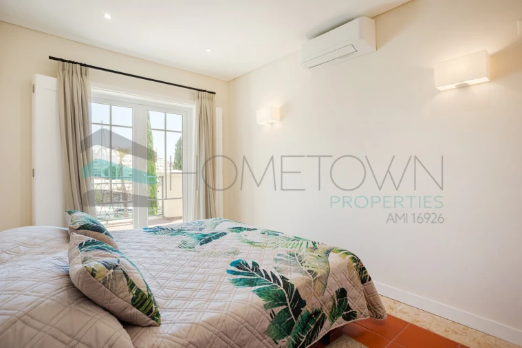 Apartamento T2 para Venda em Quarteira Foto 18