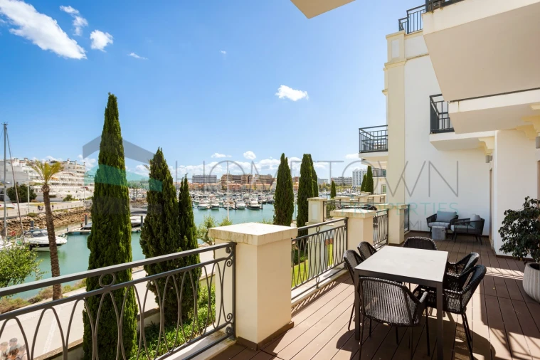 Apartamento T2 para Venda em Quarteira Foto 2