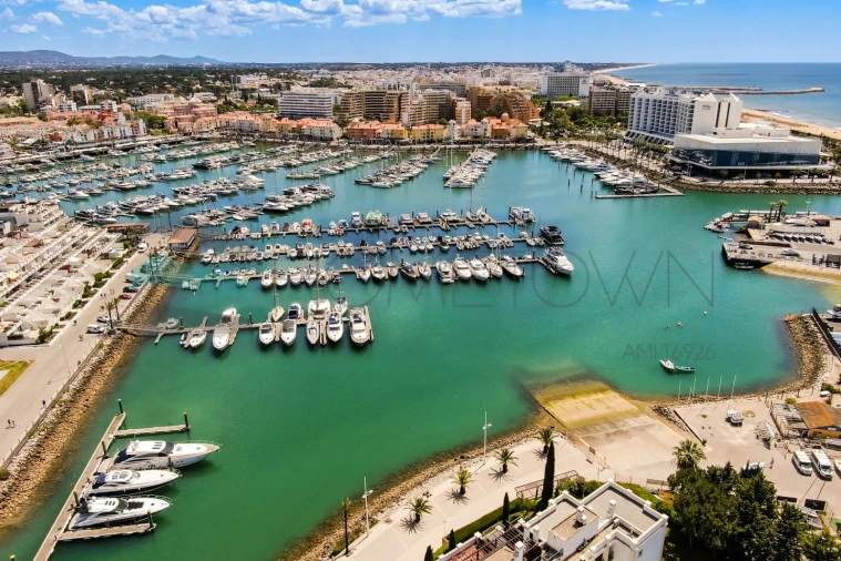 Apartamento T2 para Venda em Quarteira Foto 40