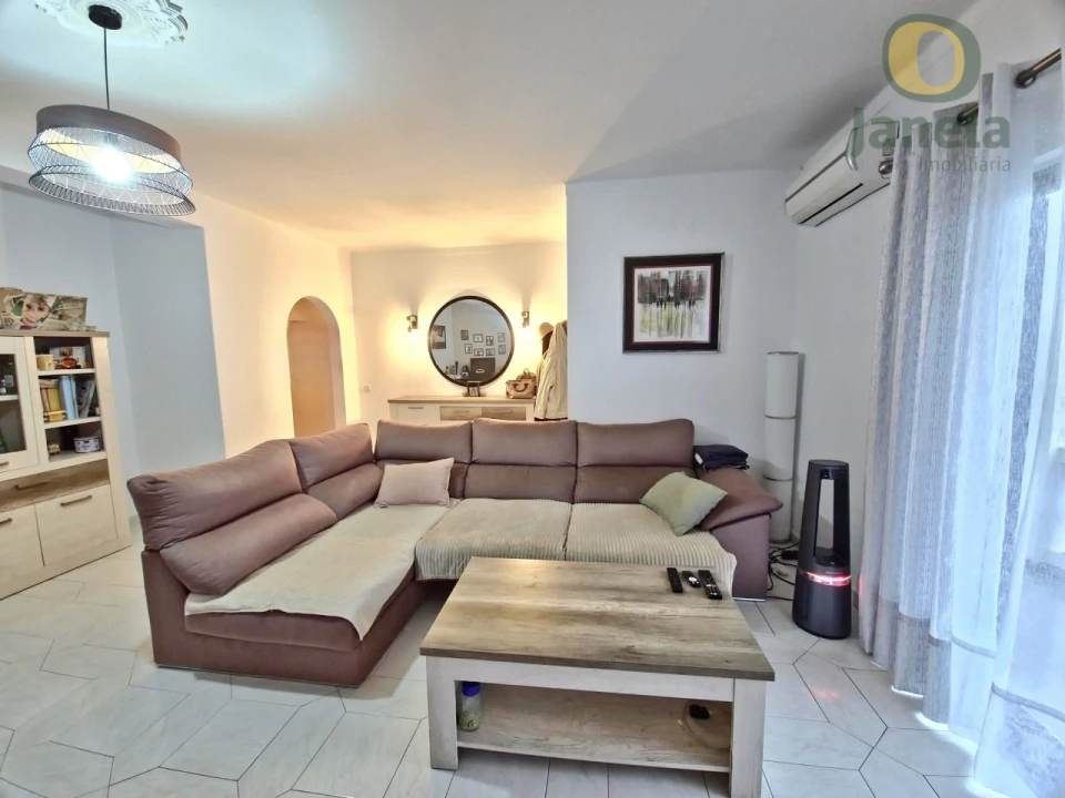 Moradia T3 para Venda em Quelfes Foto 7