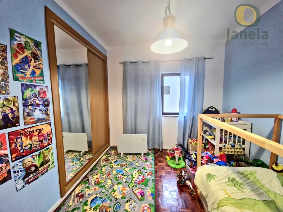 Moradia T3 para Venda em Quelfes Foto 18