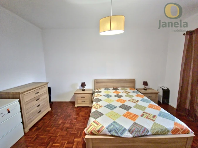 Moradia T3 para Venda em Quelfes Foto 14