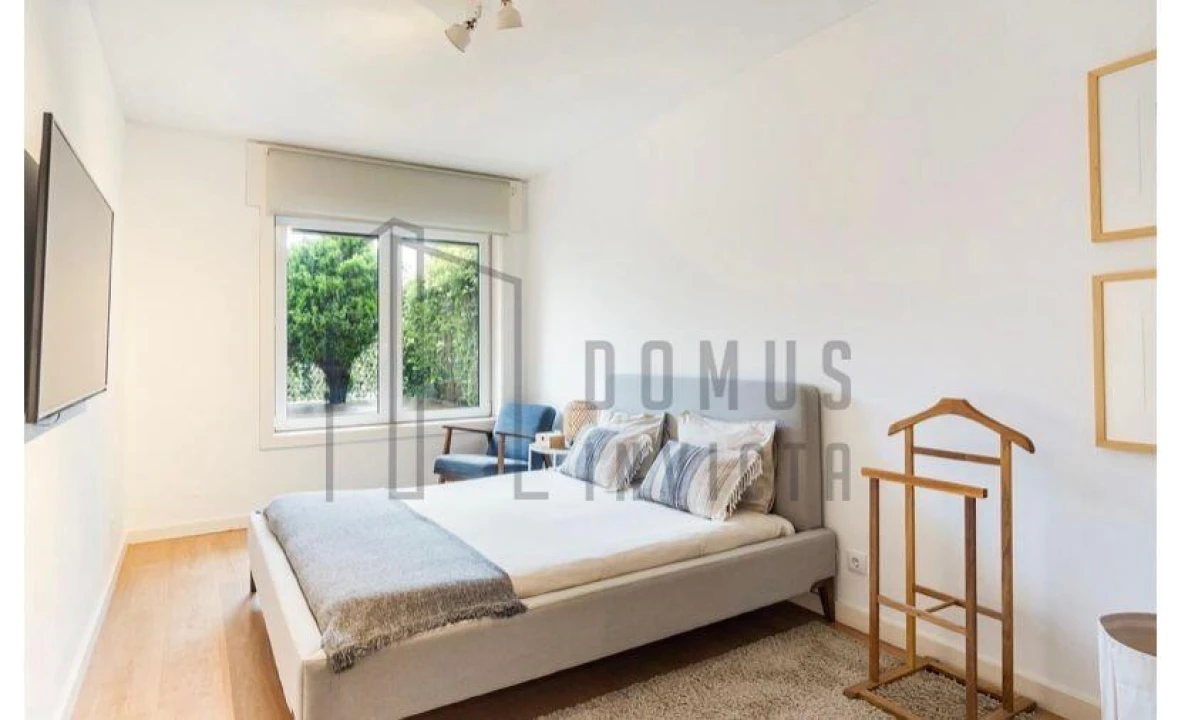 Apartamento T2 para Venda em Aldoar, Foz do Douro e Nevogilde Foto 9