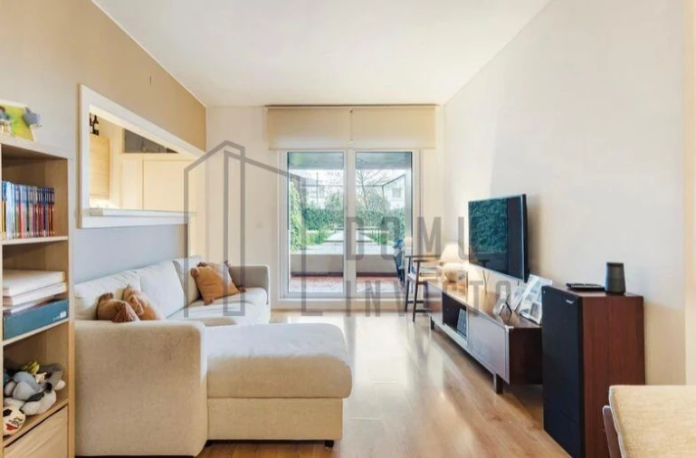 Apartamento T2 para Venda em Aldoar, Foz do Douro e Nevogilde Foto 3