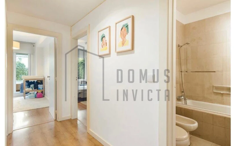 Apartamento T2 para Venda em Aldoar, Foz do Douro e Nevogilde Foto 8