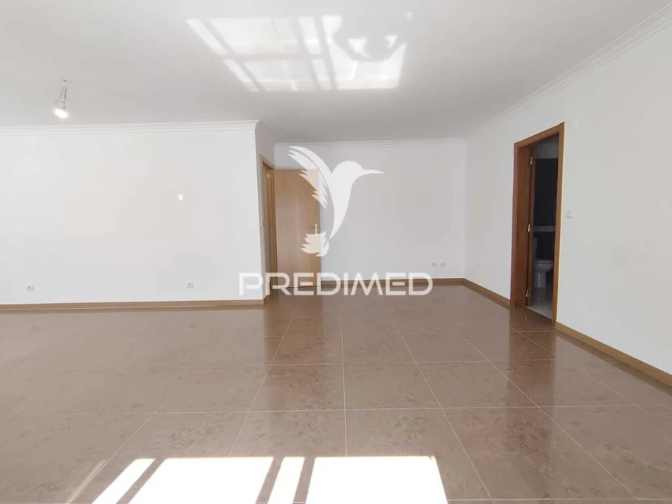 Moradia T4 para Venda em Sesimbra (Castelo) Foto 18