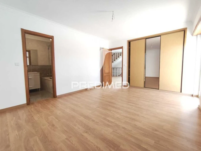 Moradia T4 para Venda em Sesimbra (Castelo) Foto 20