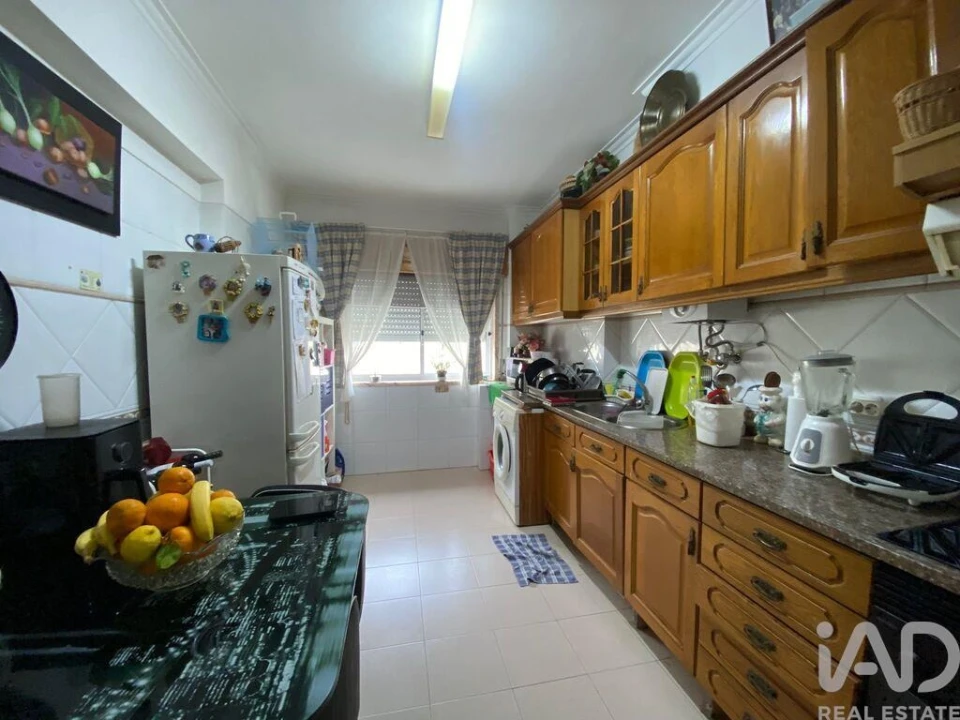 Apartamento T2 para Venda em Massamá e Monte Abraão Foto 10
