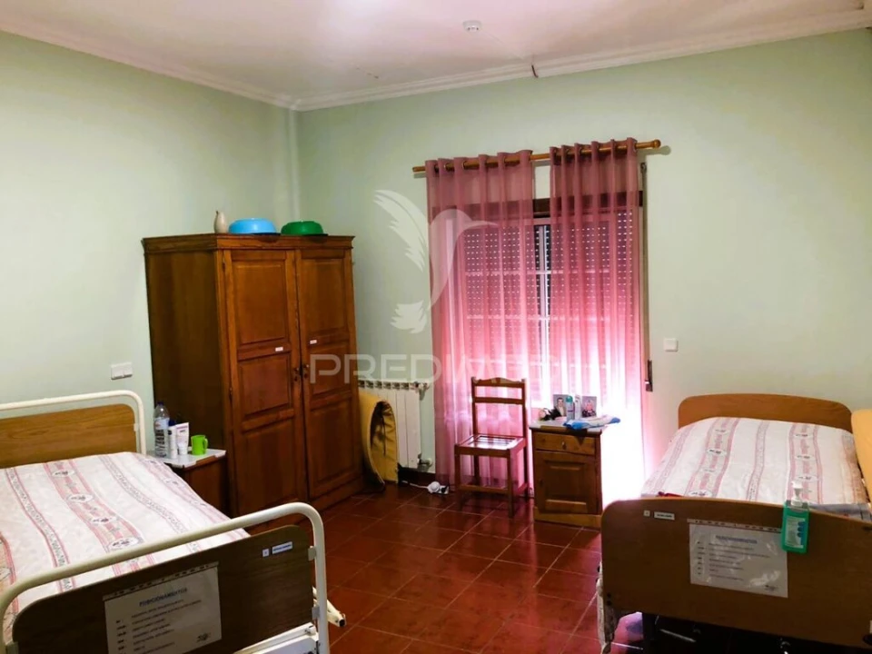 Prédio para Venda em Alqueidão da Serra Foto 10