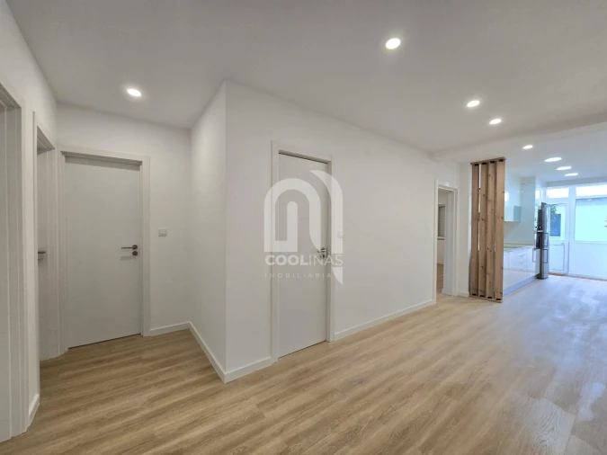 Apartamento T3 para Venda em Amora Foto 12