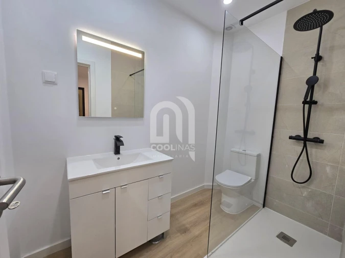 Apartamento T3 para Venda em Amora Foto 24